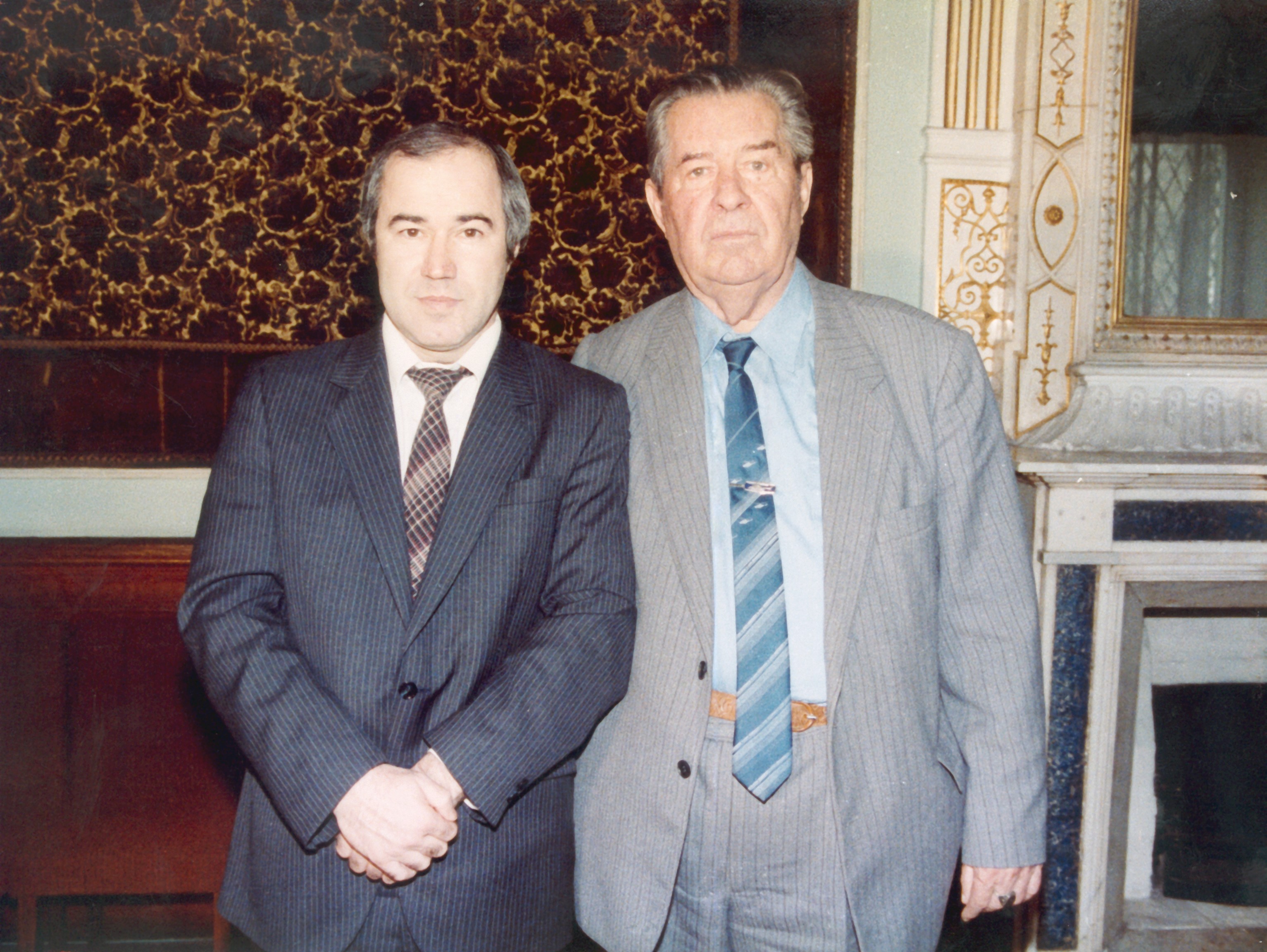 Галимзян Закирович и Довженко